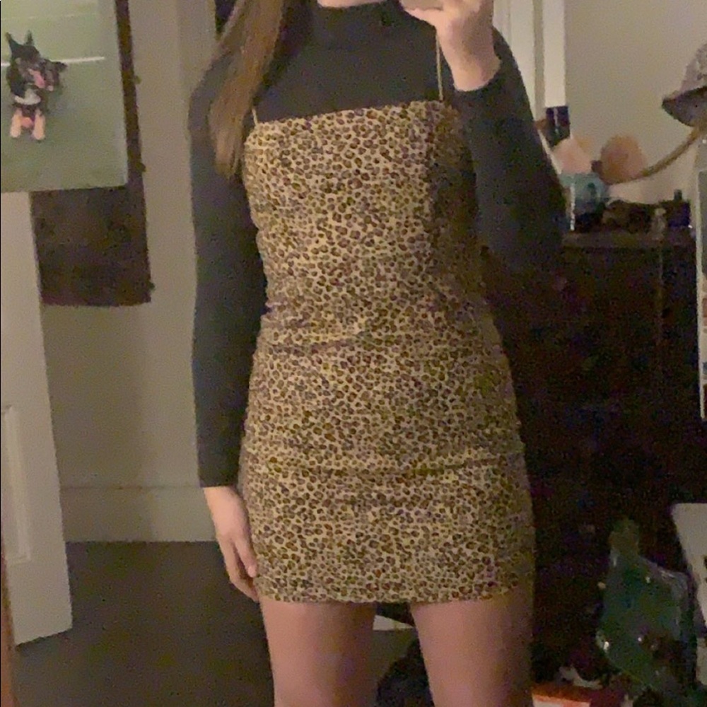 🚫sold on curtsy🚫 NWT kendall and kylie dress